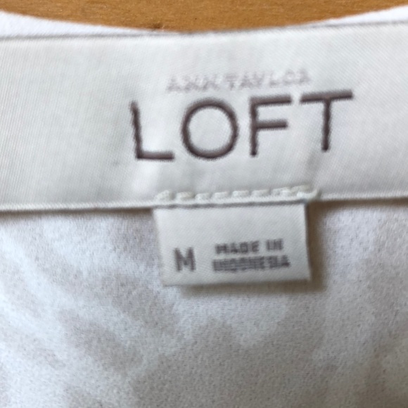 LOFT Sleeveless Top Size Medium - Picture 2 of 5